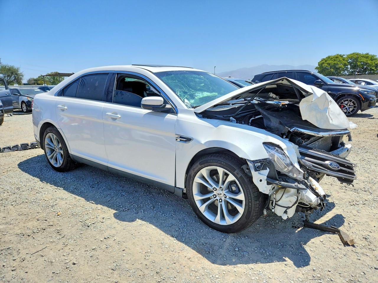 2013 Ford Taurus Sel White vin: 1FAHP2H82DG167404
