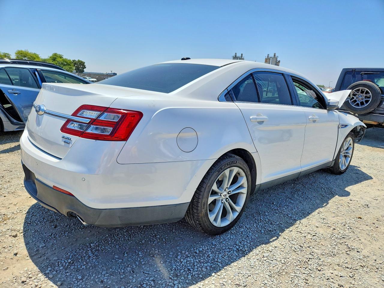 2013 Ford Taurus Sel White vin: 1FAHP2H82DG167404