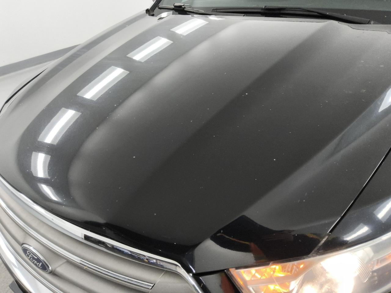 2017 Ford Taurus Sel Black vin: 1FAHP2H82HG126292 Damage: Hood, Chipped, 5