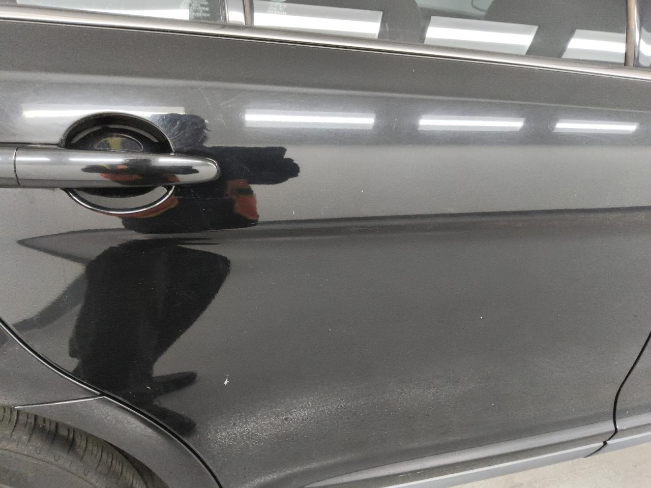2017 Ford Taurus Sel Black vin: 1FAHP2H82HG126292 Damage: Right Rear Door, Heavy Scratch, 1/2 To 1 Inch