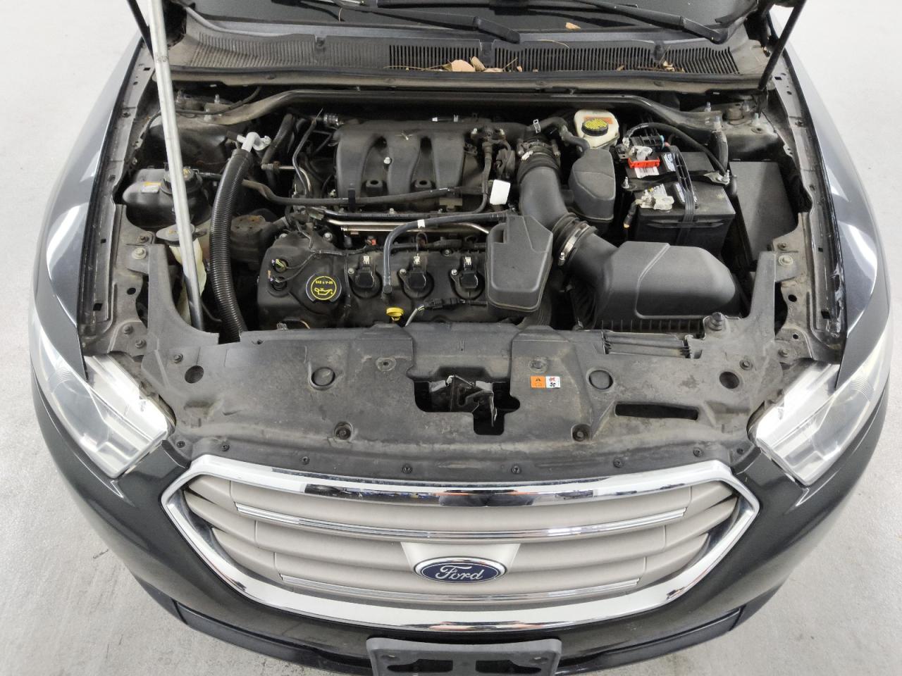 2017 Ford Taurus Sel Black vin: 1FAHP2H82HG126292 Damage: Fluid Level Coolant, Low Fluid, Unacceptable