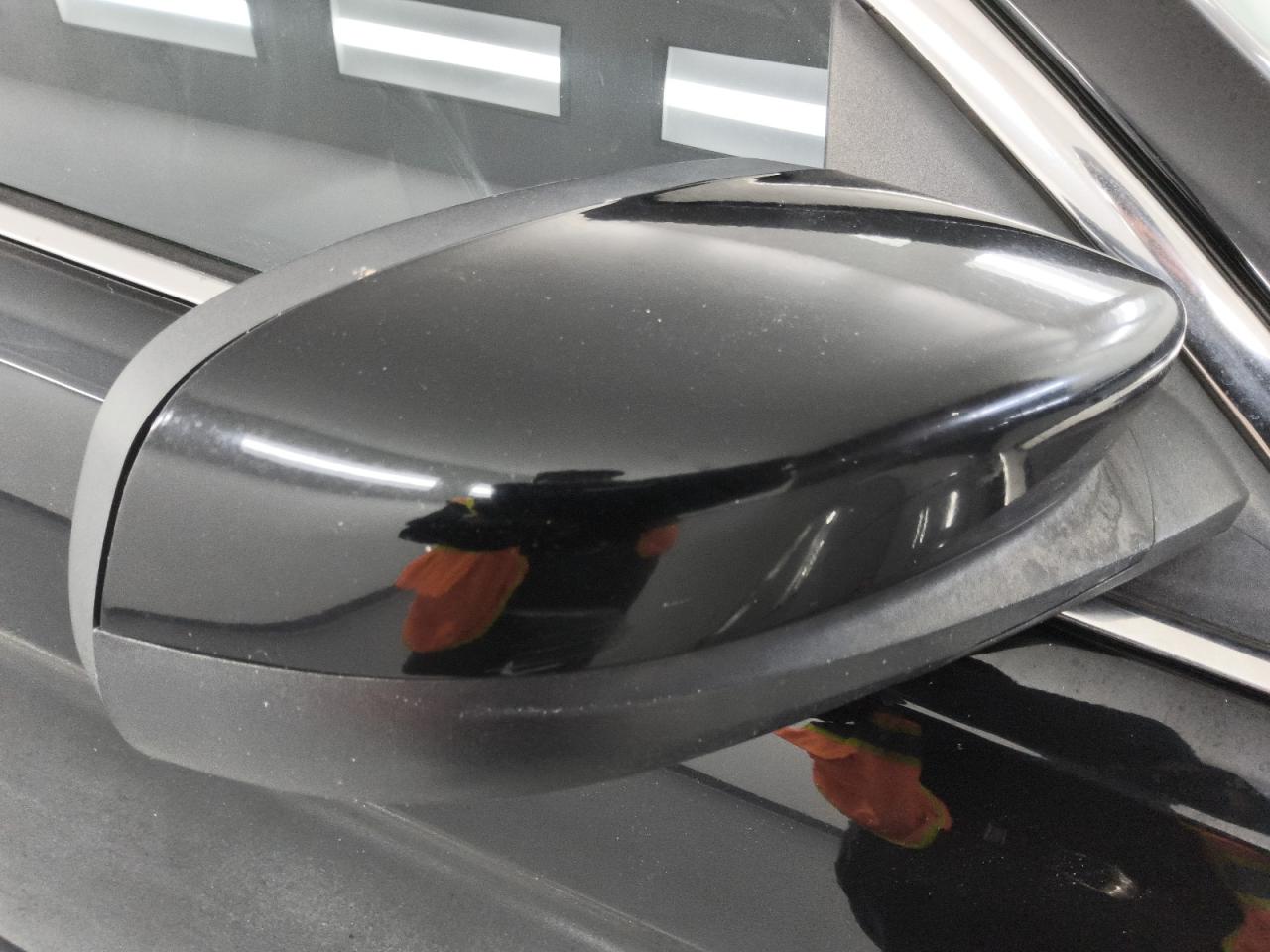 2017 Ford Taurus Sel Black vin: 1FAHP2H82HG126292 Damage: Rf Mirror Cover, Chipped, 2