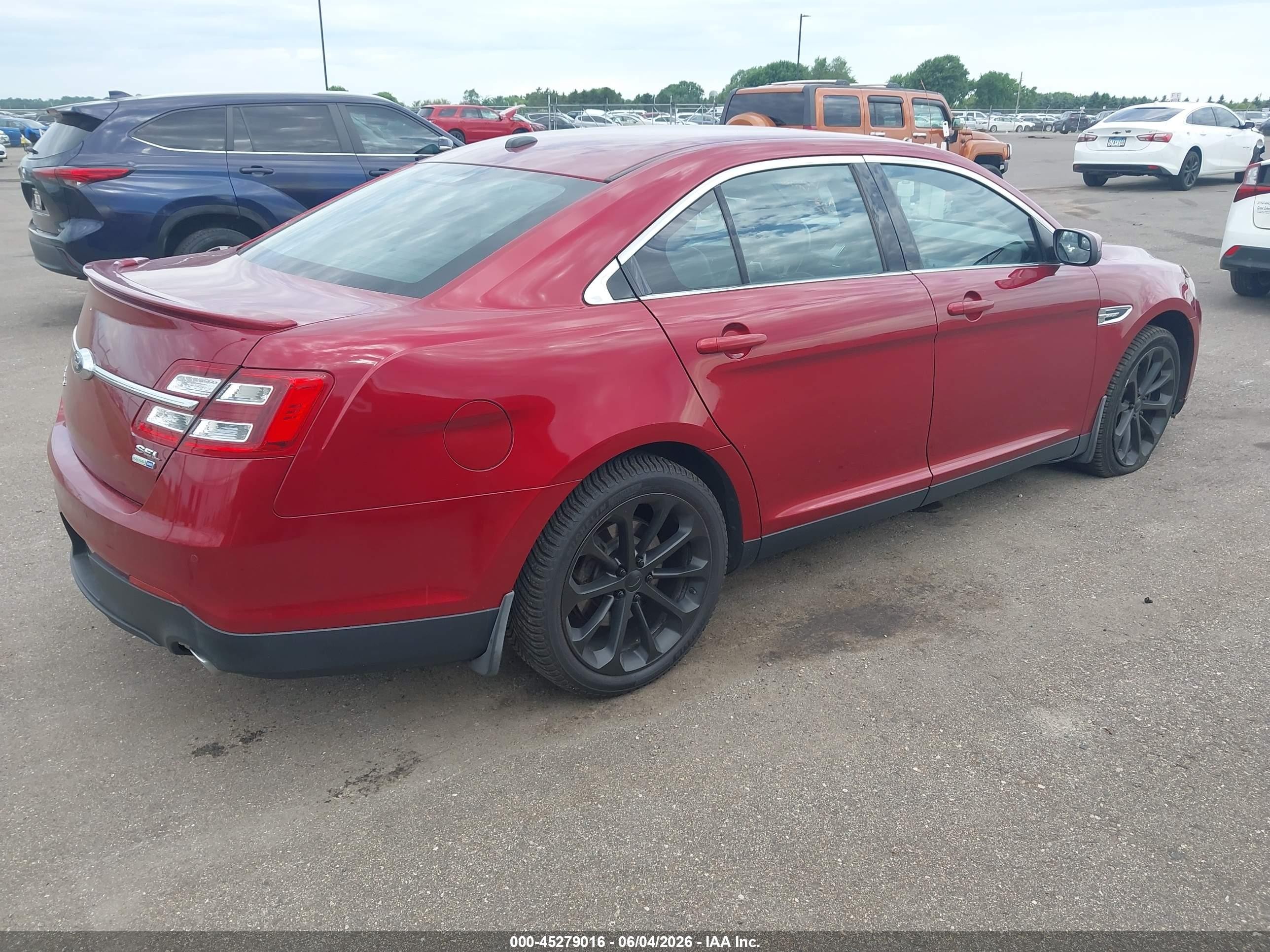2014 Ford Taurus Sel Красный vin: 1FAHP2H83EG137880