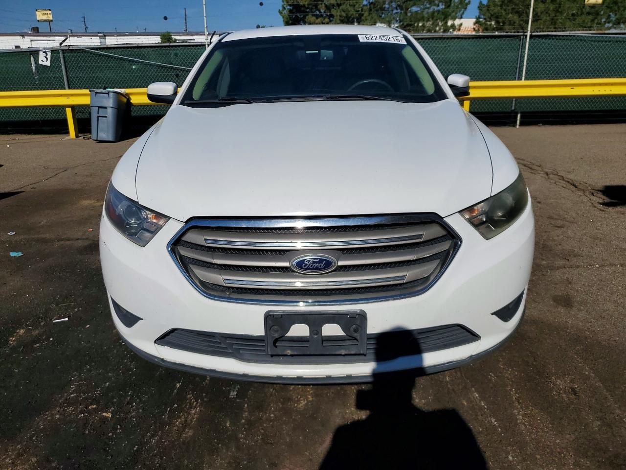 2014 Ford Taurus Sel Белый vin: 1FAHP2H83EG175027