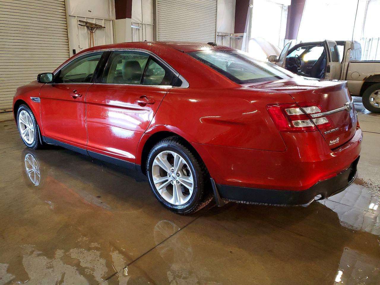 2014 Ford Taurus Sel Red vin: 1FAHP2H83EG183709