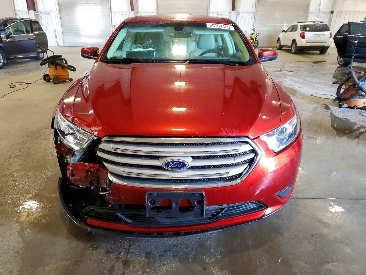 2014 Ford Taurus Sel Red vin: 1FAHP2H83EG183709