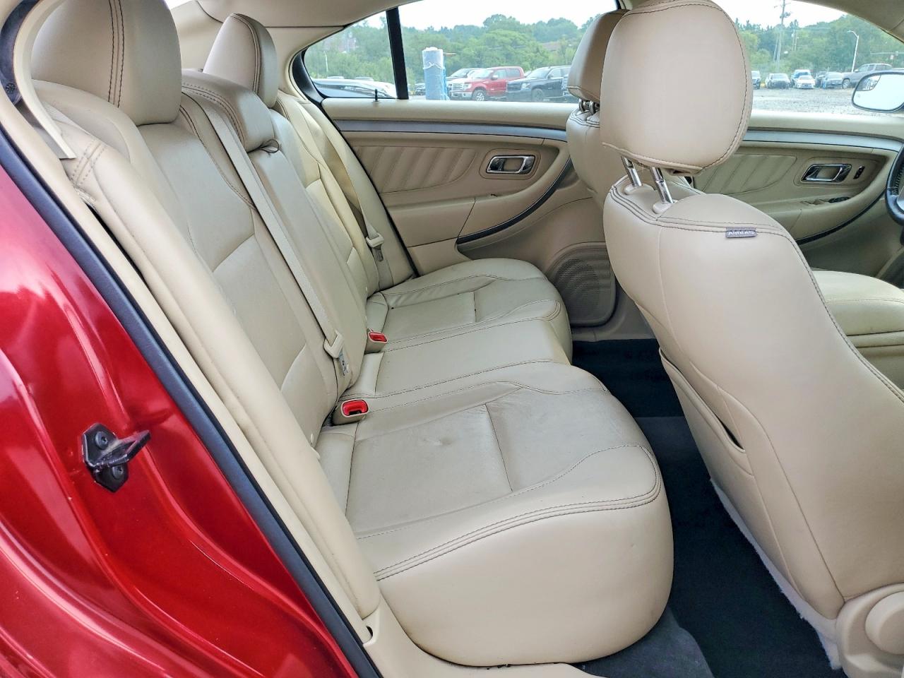 2015 Ford Taurus Sel Красный vin: 1FAHP2H84FG182327