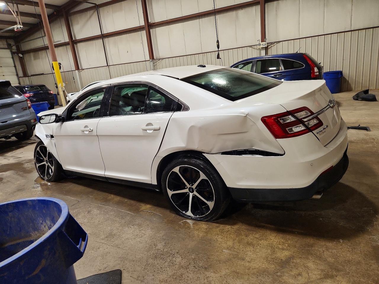 2015 Ford Taurus Sel Белый vin: 1FAHP2H85FG179274