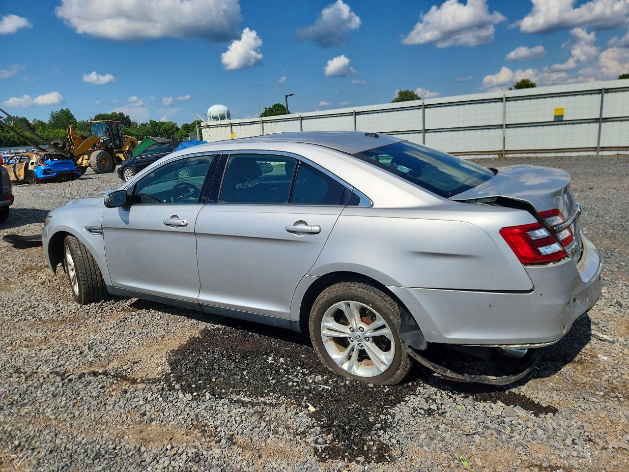 2013 Ford Taurus Sel Серебряный vin: 1FAHP2H86DG108937