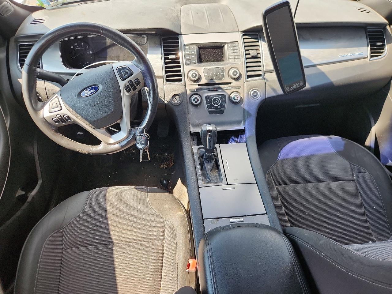 2013 Ford Taurus Sel Серебряный vin: 1FAHP2H86DG108937