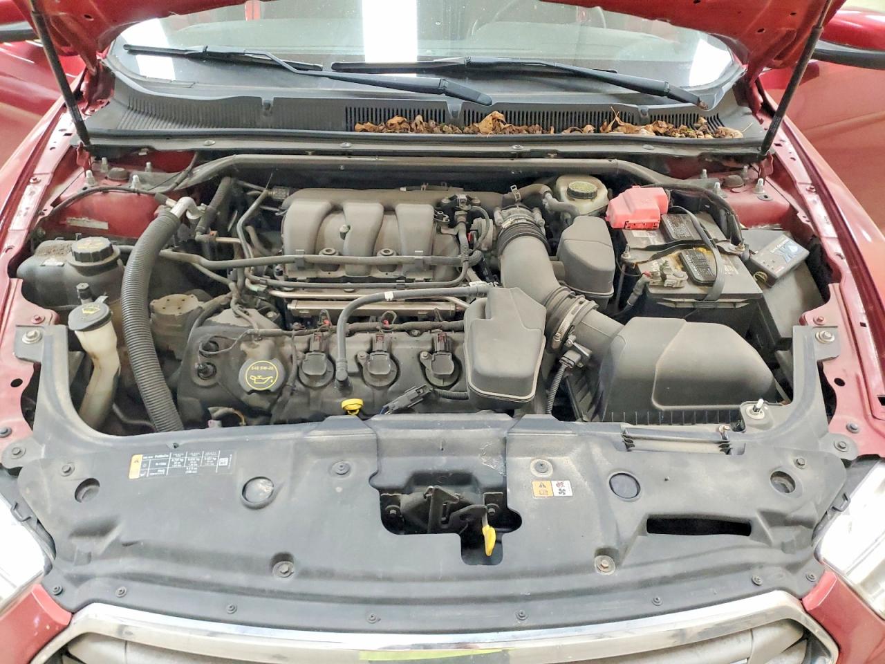 2014 Ford Taurus Sel Red vin: 1FAHP2H86EG151286