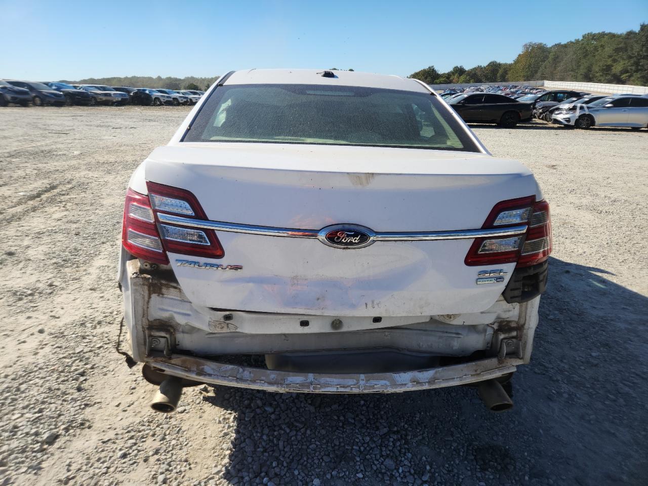 2015 Ford Taurus Sel White vin: 1FAHP2H86FG163956
