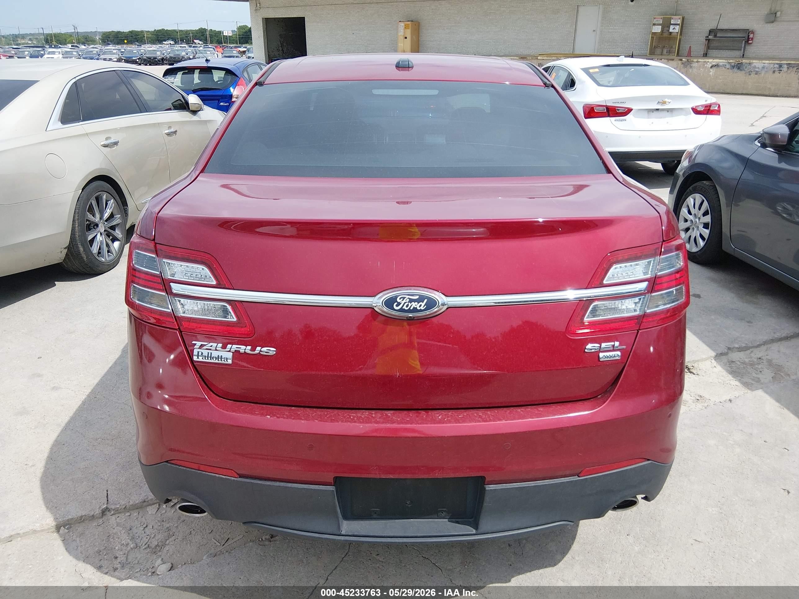 2016 Ford Taurus Sel Red vin: 1FAHP2H86GG150030