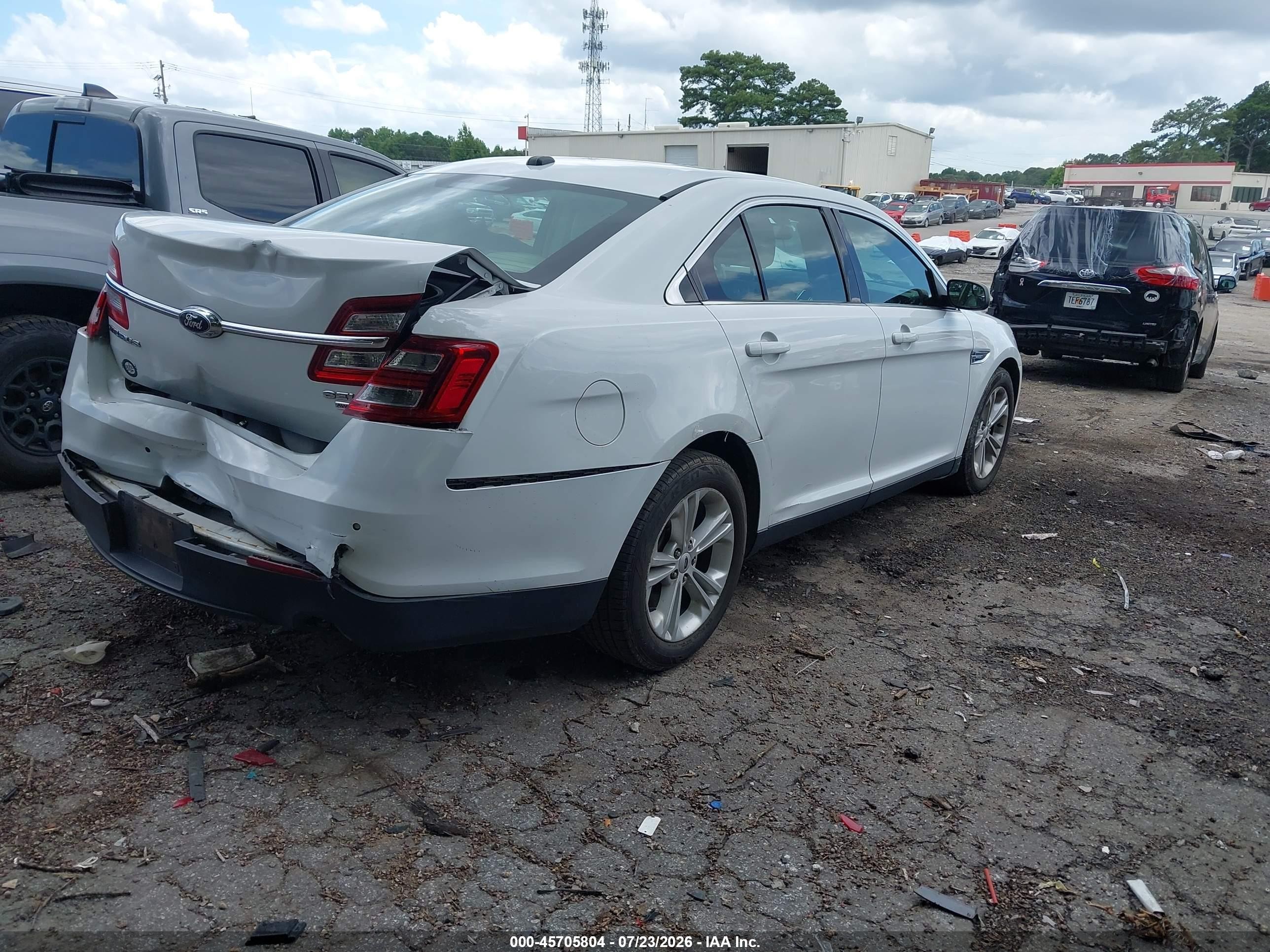 2015 Ford Taurus Sel White vin: 1FAHP2H88FG175381