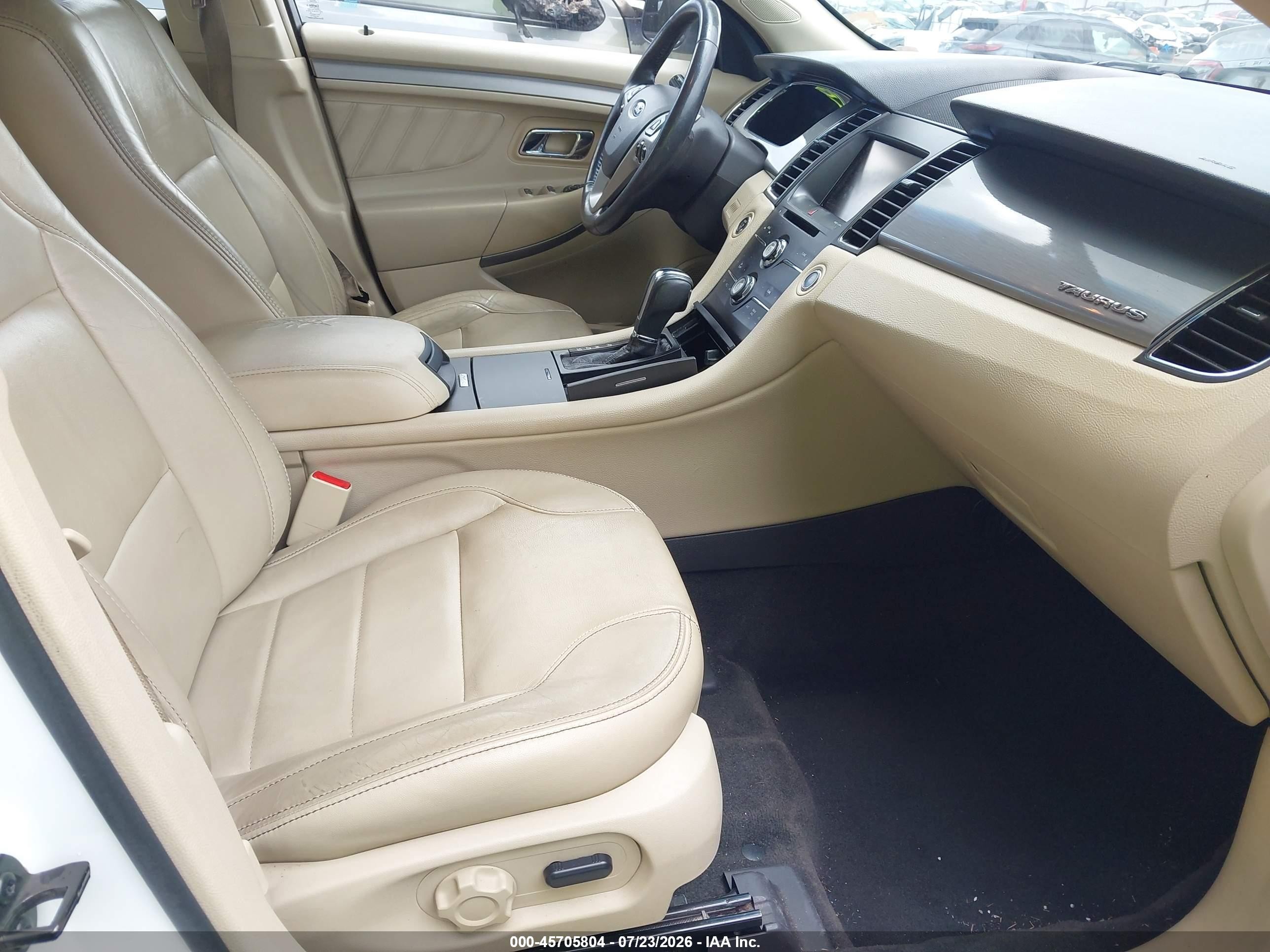 2015 Ford Taurus Sel White vin: 1FAHP2H88FG175381