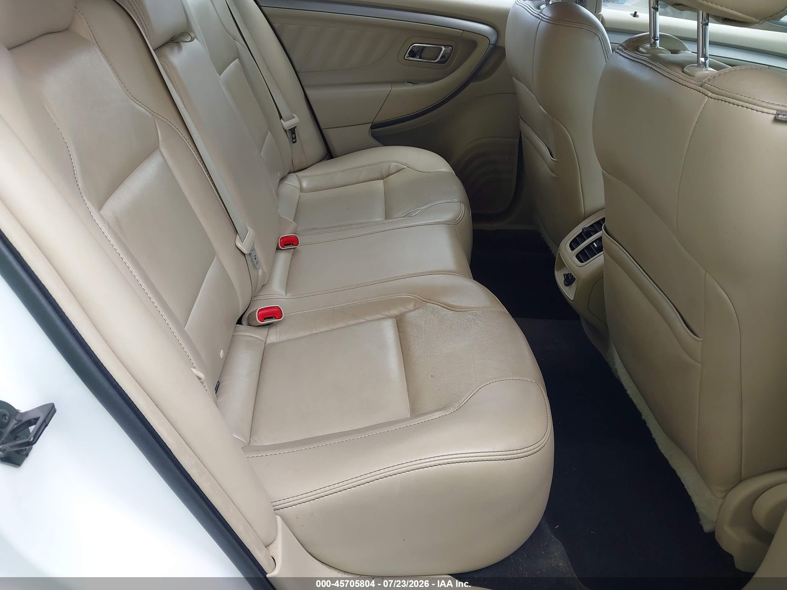 2015 Ford Taurus Sel White vin: 1FAHP2H88FG175381