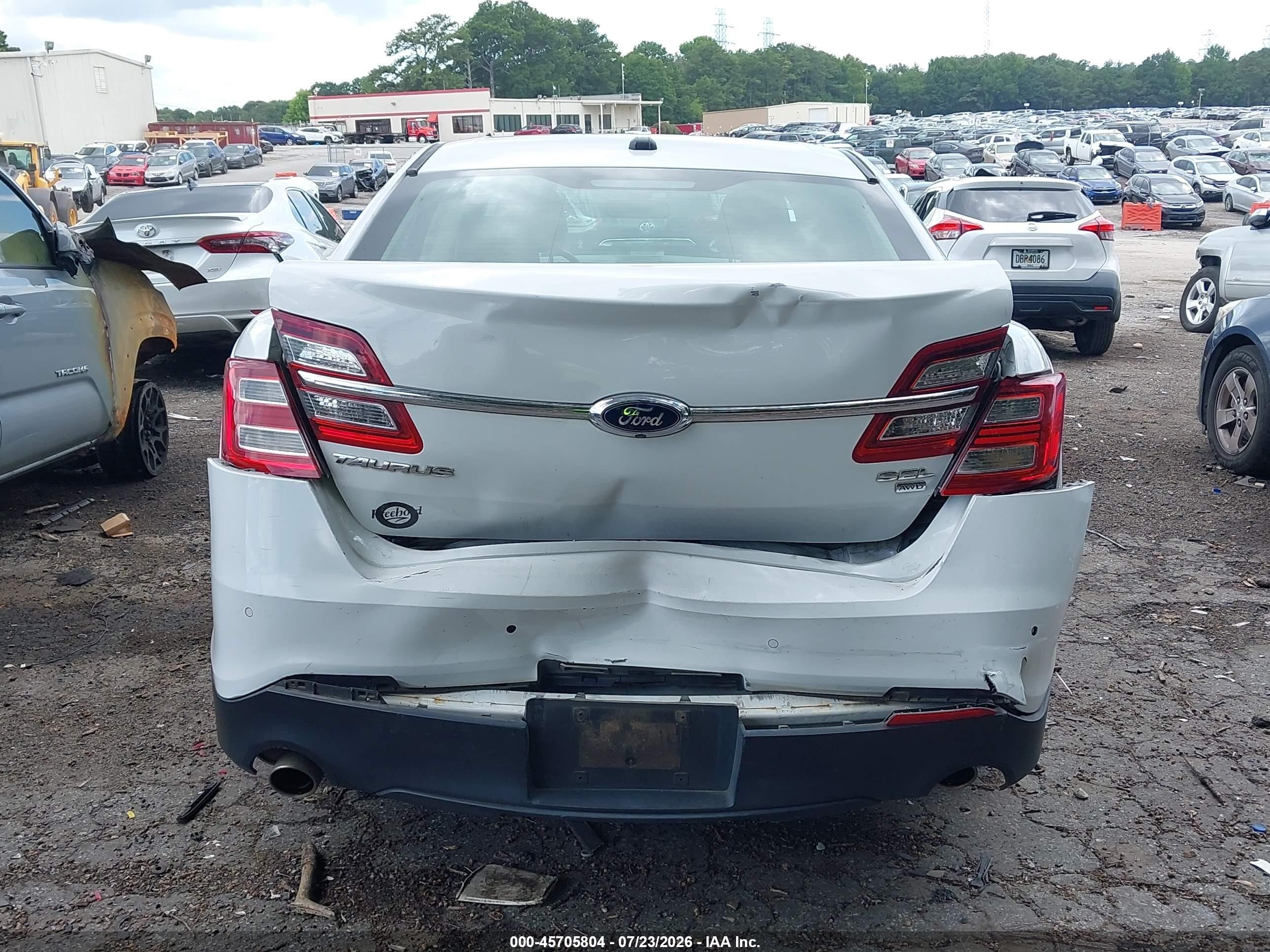 2015 Ford Taurus Sel White vin: 1FAHP2H88FG175381