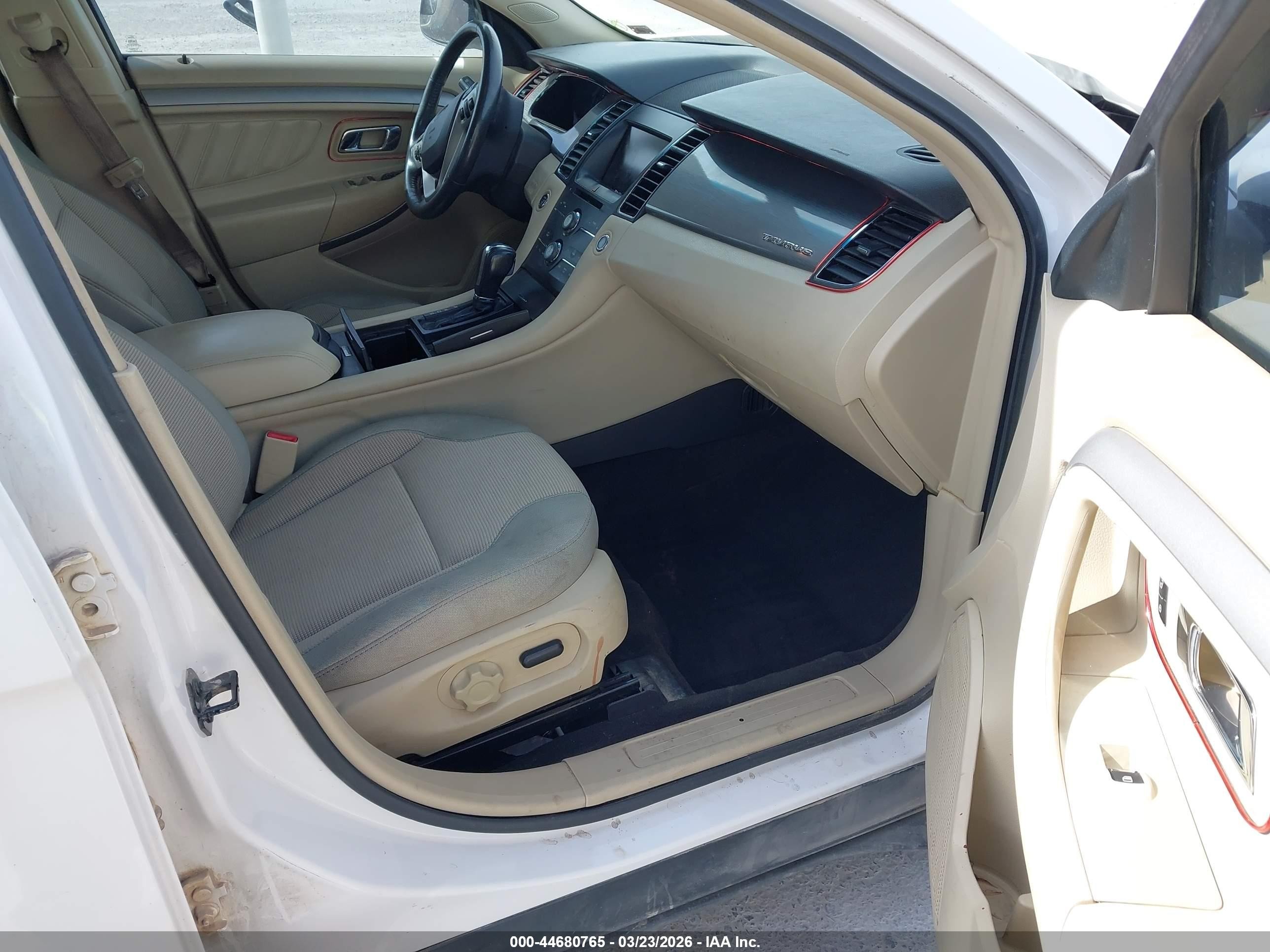 2015 Ford Taurus Sel White vin: 1FAHP2H88FG183433
