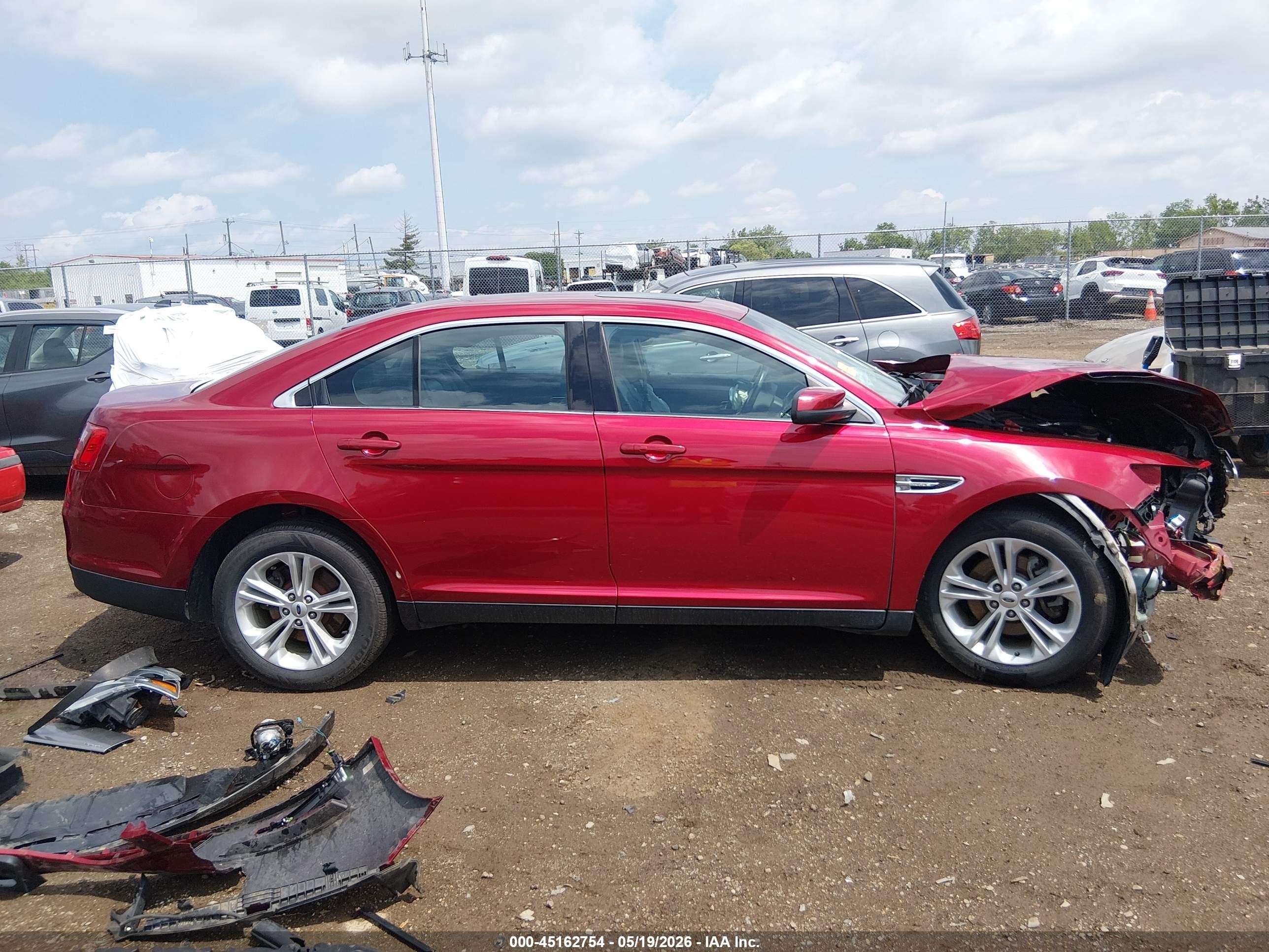 2015 Ford Taurus Sel Maroon vin: 1FAHP2H89FG177429