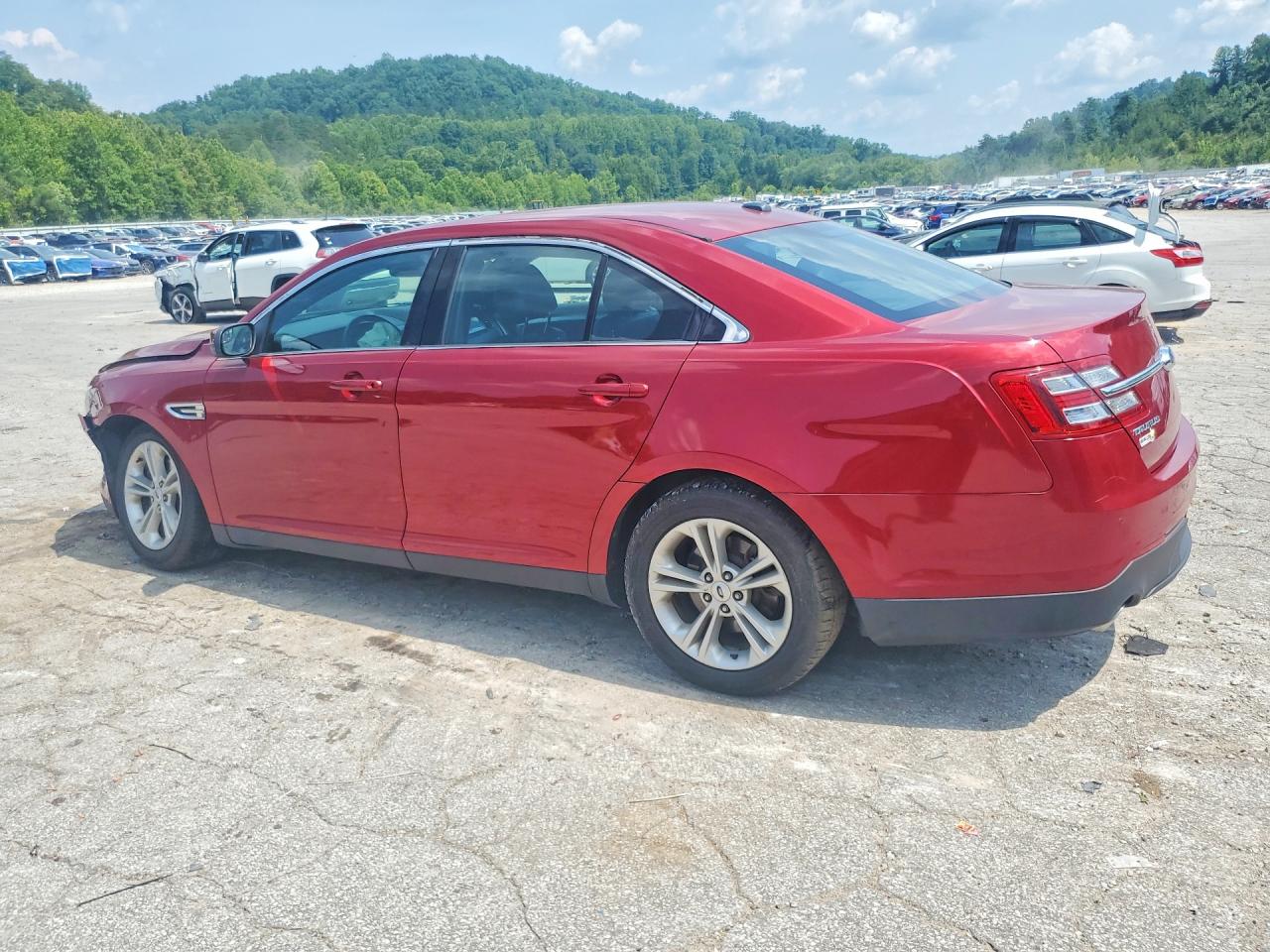 2015 Ford Taurus Sel Red vin: 1FAHP2H89FG188317