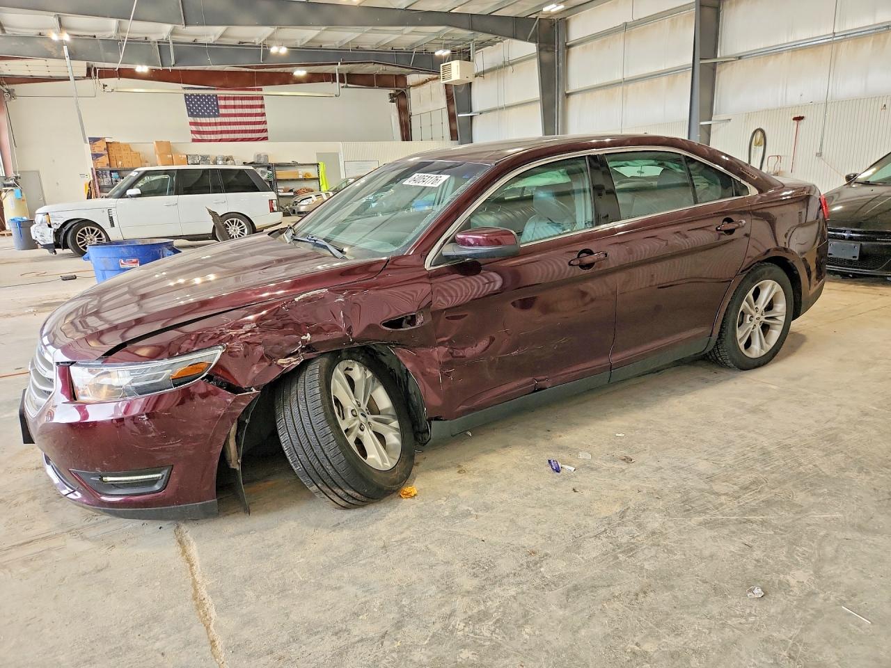 2018 Ford Taurus Sel Maroon vin: 1FAHP2H89JG125226