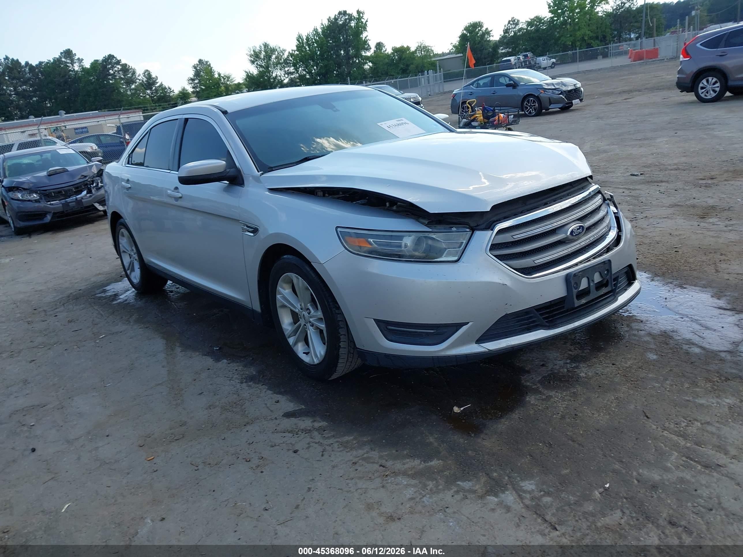 2015 Ford Taurus Sel Серебряный vin: 1FAHP2H8XFG110726