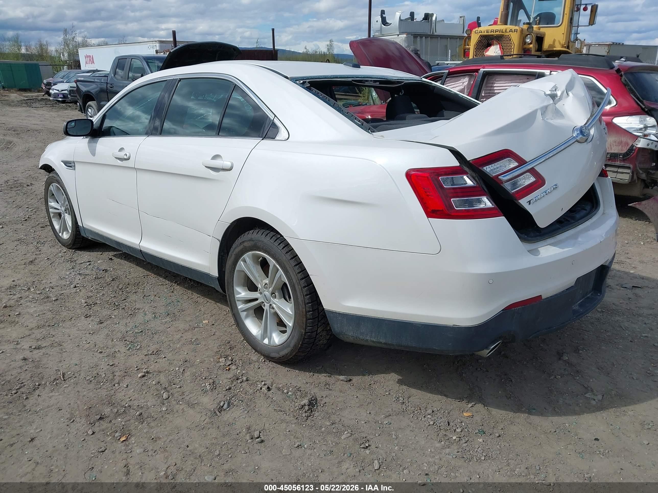2015 Ford Taurus Sel White vin: 1FAHP2H8XFG175429