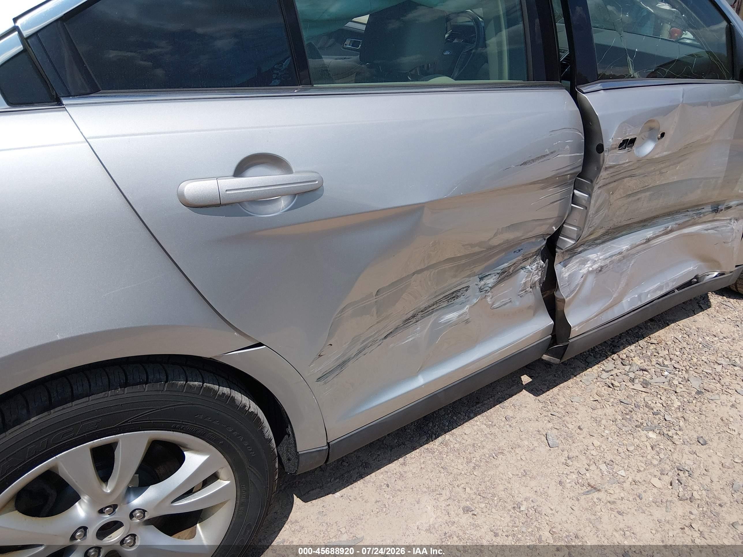 2011 Ford Taurus Sel Silver vin: 1FAHP2HW1BG144871
