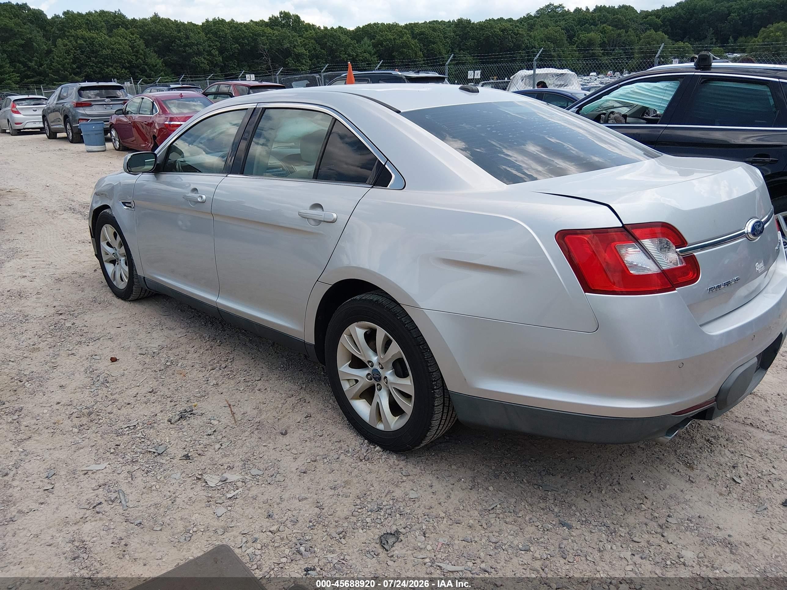 2011 Ford Taurus Sel Silver vin: 1FAHP2HW1BG144871