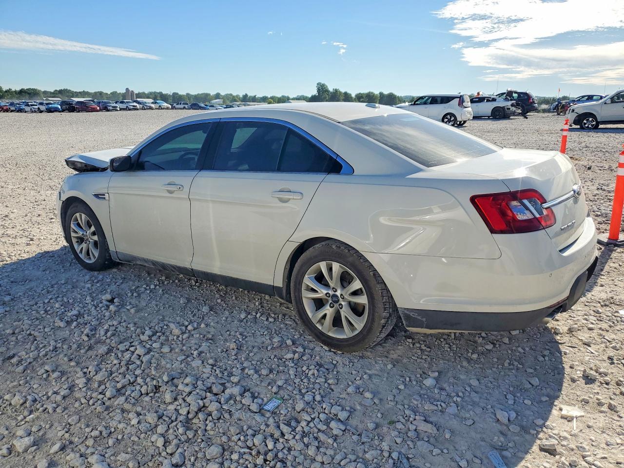 2012 Ford Taurus Sel White vin: 1FAHP2HW3CG109850