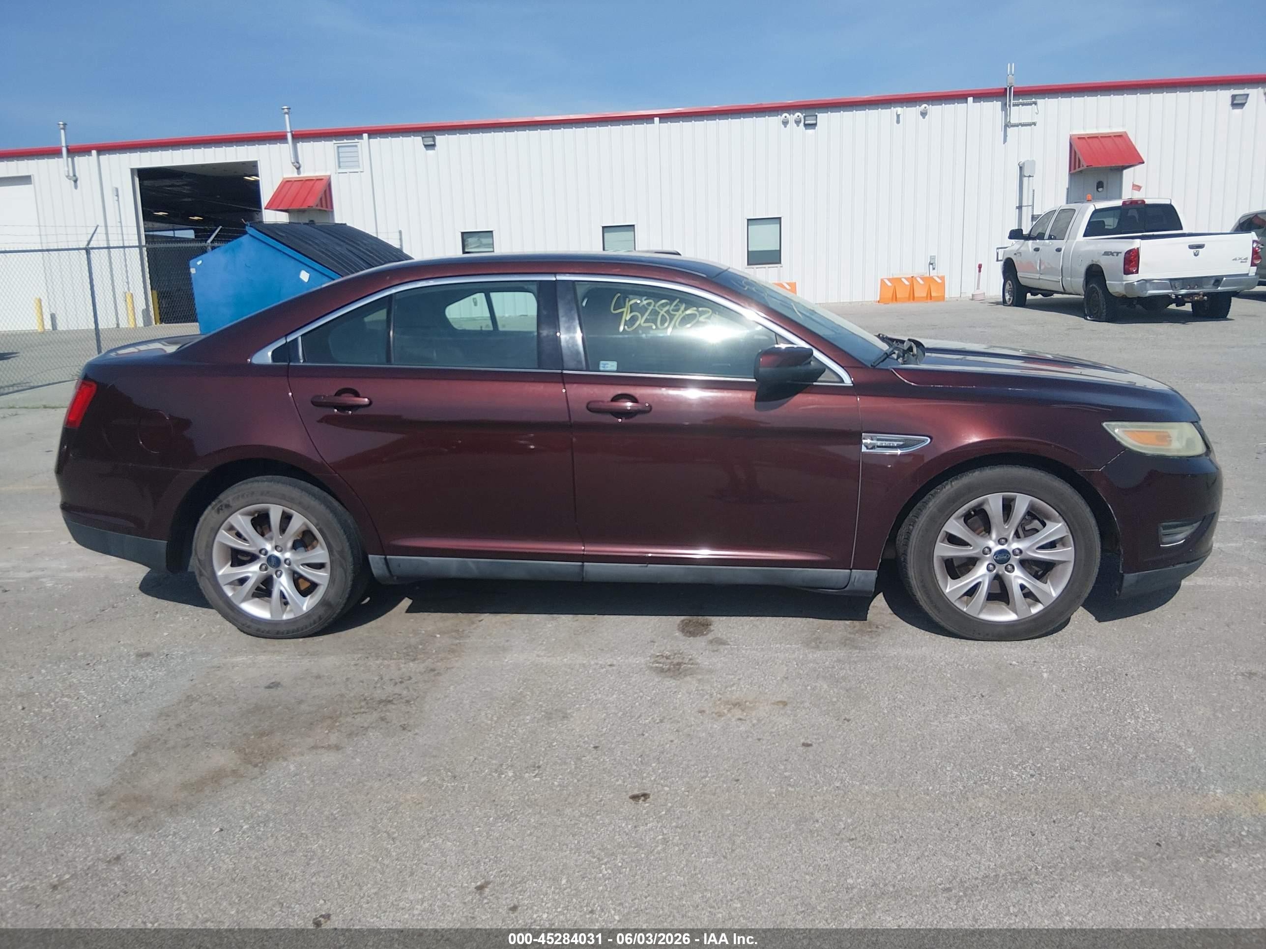 2010 Ford Taurus Sel Burgundy vin: 1FAHP2HW4AG165468