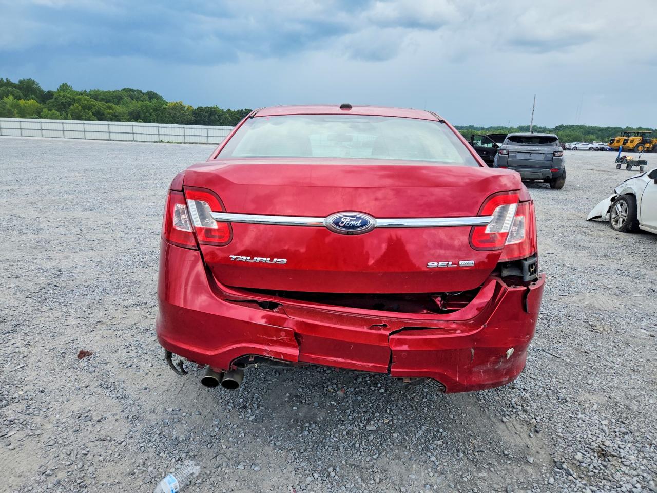 2012 Ford Taurus Sel Красный vin: 1FAHP2HW4CG116676