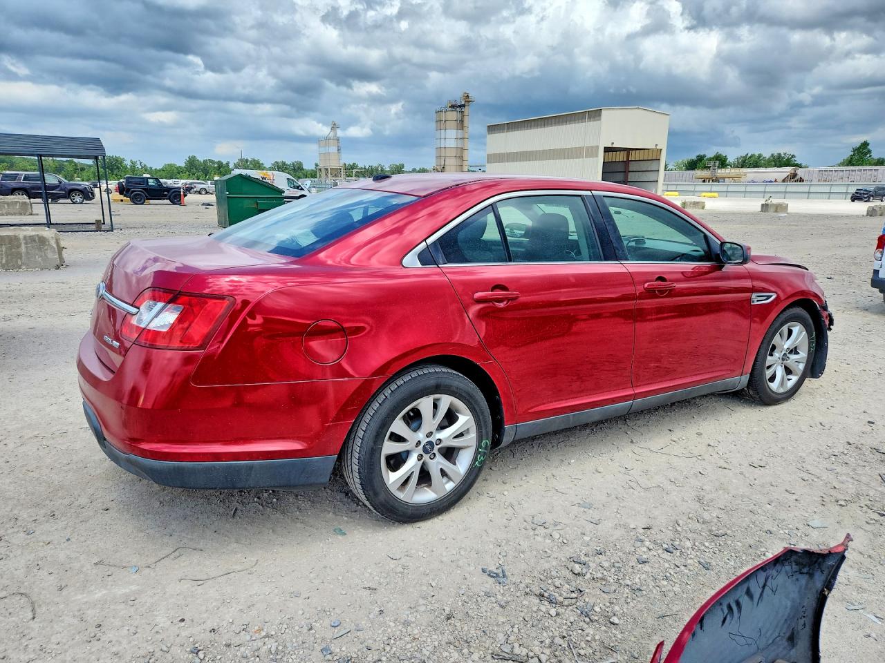2011 Ford Taurus Sel Red vin: 1FAHP2HW5BG108939