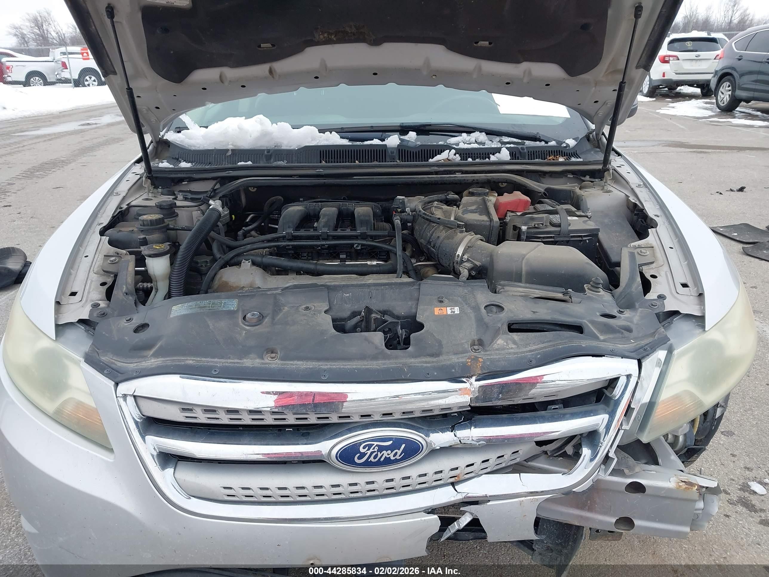 2010 Ford Taurus Sel Silver vin: 1FAHP2HW7AG166792