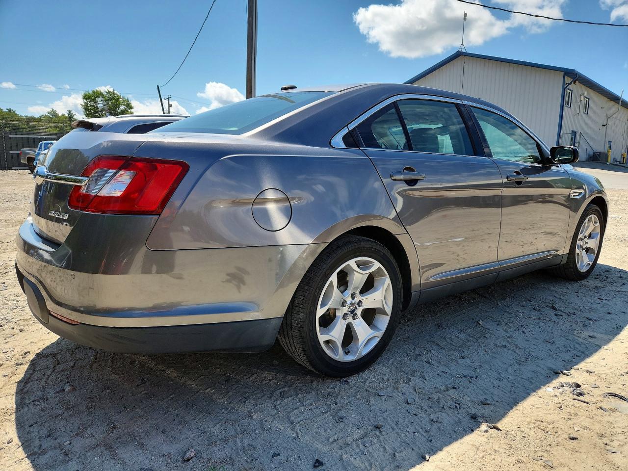 2011 Ford Taurus Sel Серый vin: 1FAHP2HW7BG172125