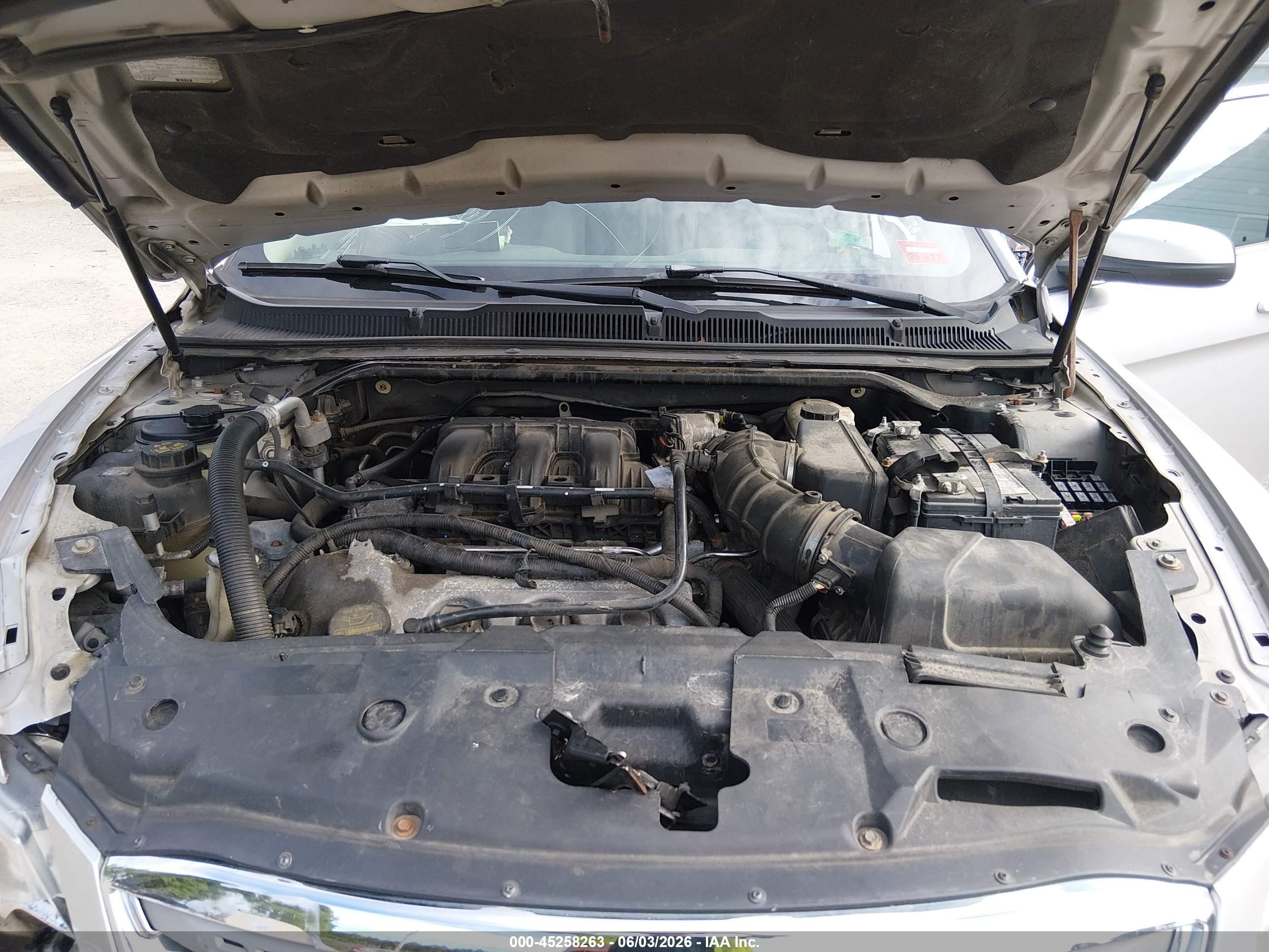 2011 Ford Taurus Sel Silver vin: 1FAHP2HW7BG179804