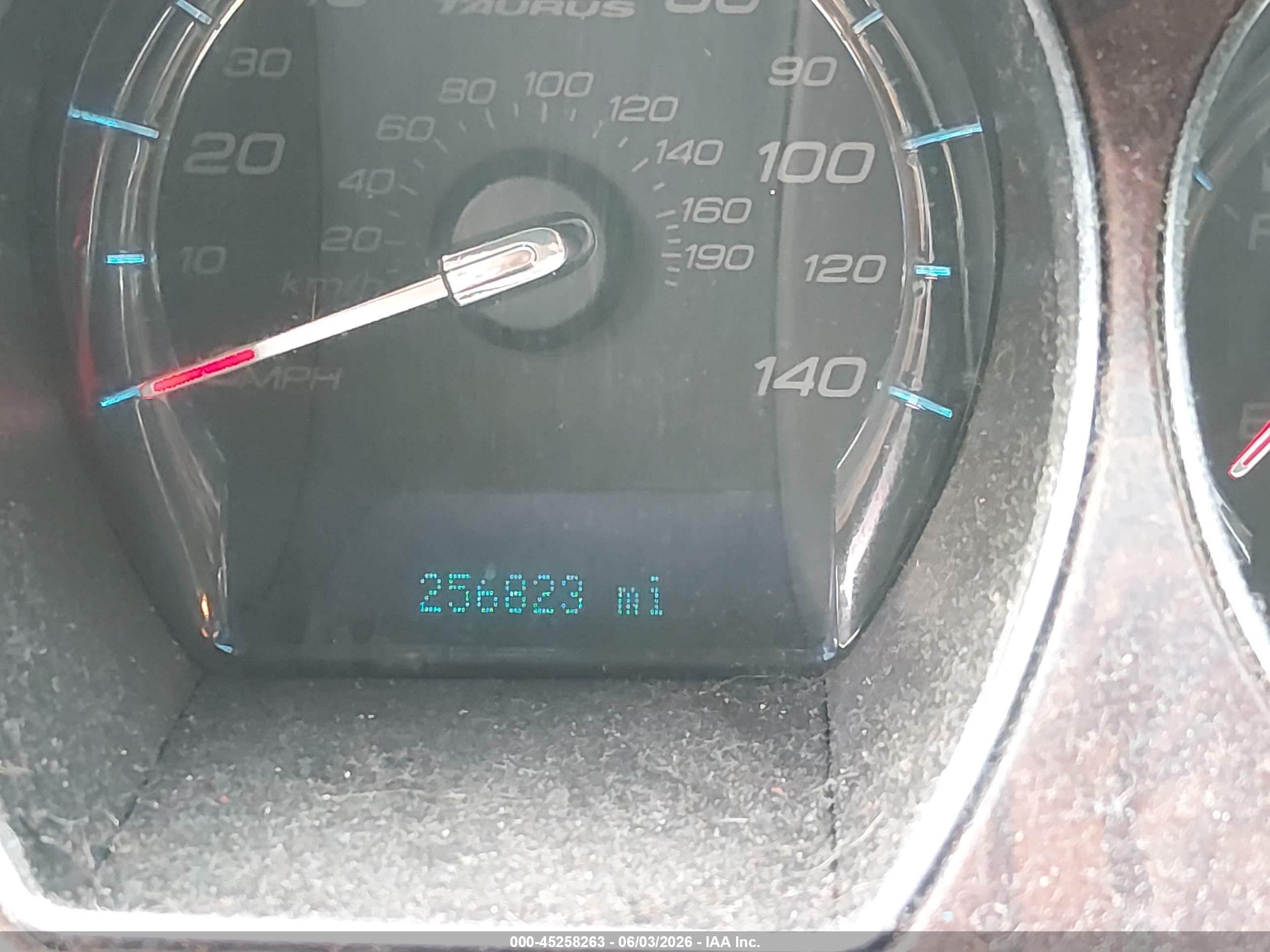 2011 Ford Taurus Sel Silver vin: 1FAHP2HW7BG179804