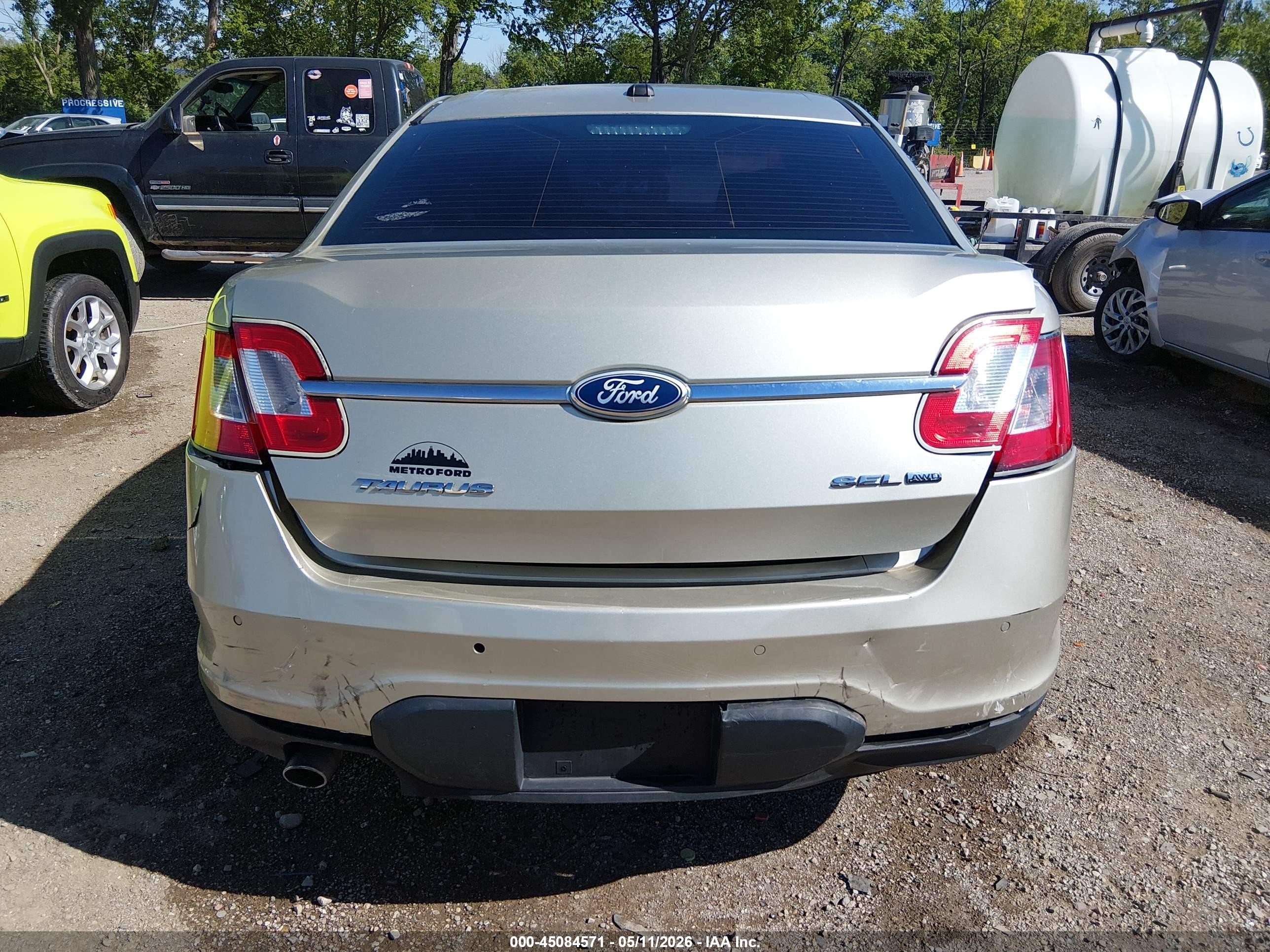 2011 Ford Taurus Sel Золотой vin: 1FAHP2HW8BG133429