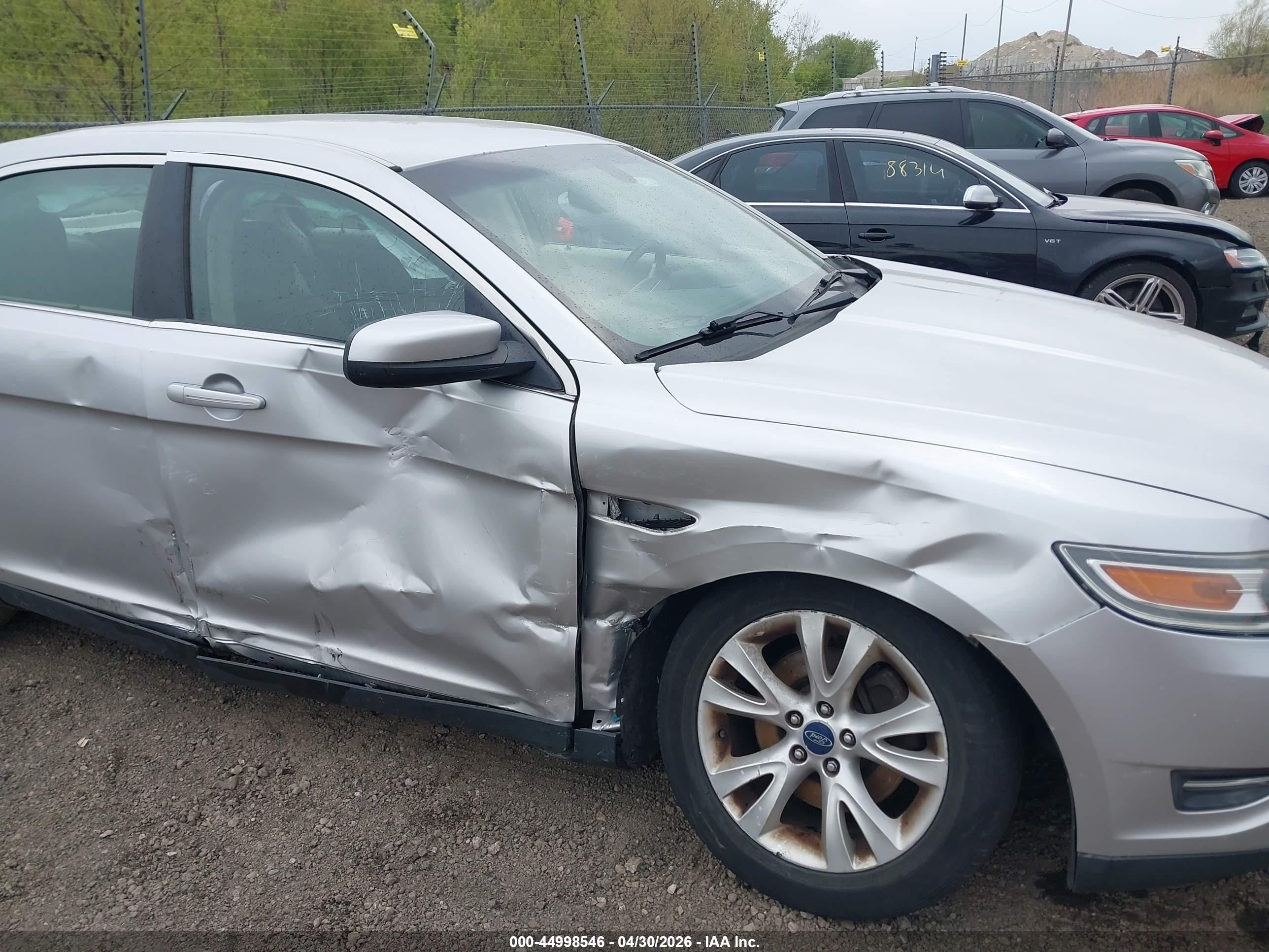 2012 Ford Taurus Sel Серебряный vin: 1FAHP2HW8CG122397