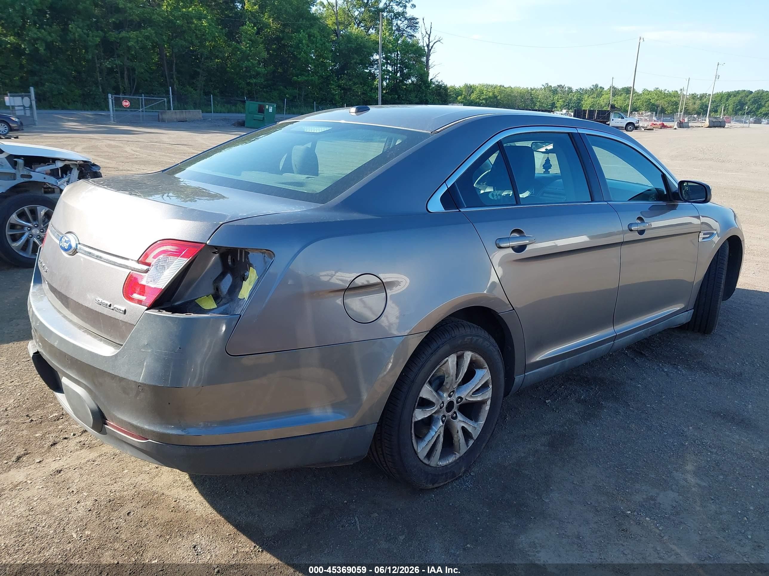 2011 Ford Taurus Sel Gray vin: 1FAHP2HWXBG180719