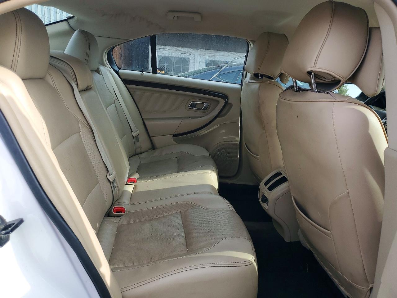 2015 Ford Taurus Limited Белый vin: 1FAHP2J81FG127697