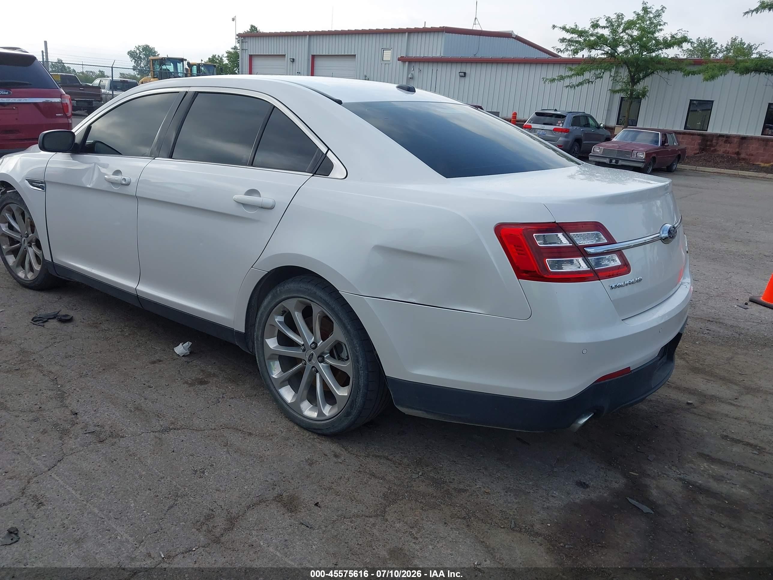 2014 Ford Taurus Limited Белый vin: 1FAHP2J82EG180357