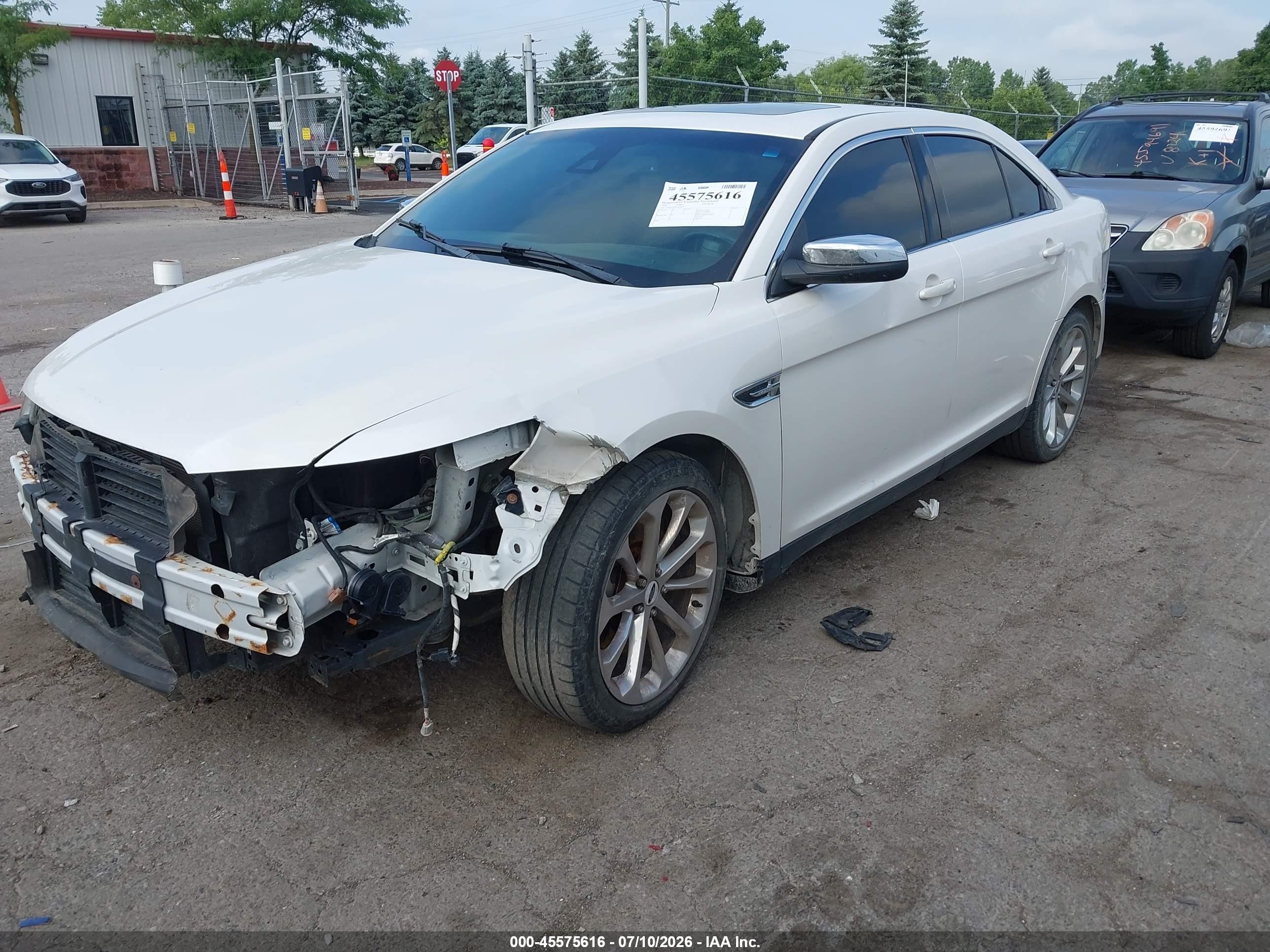 2014 Ford Taurus Limited Белый vin: 1FAHP2J82EG180357