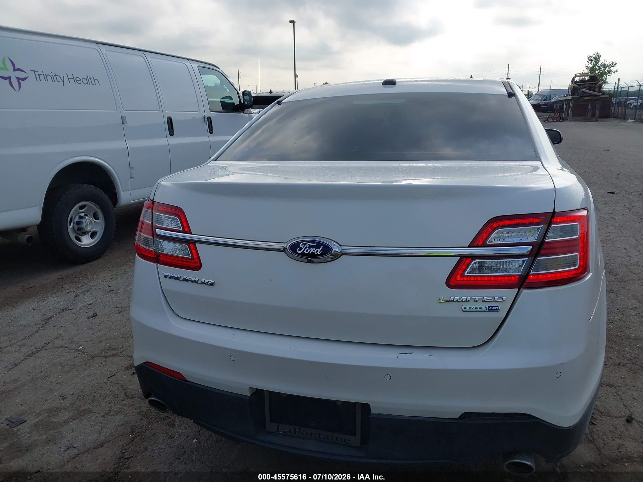 2014 Ford Taurus Limited Белый vin: 1FAHP2J82EG180357