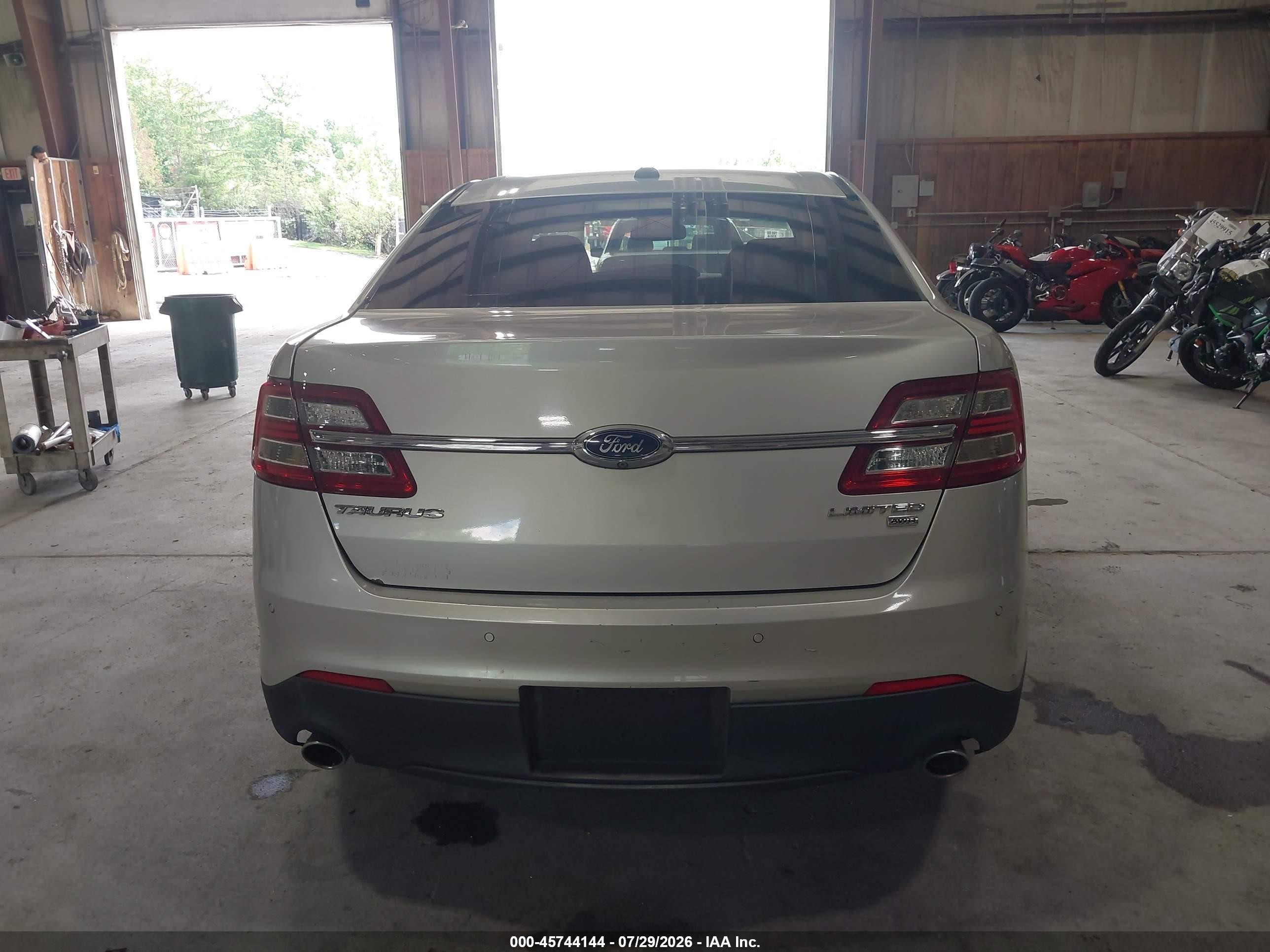 2015 Ford Taurus Limited Gray vin: 1FAHP2J83FG142282