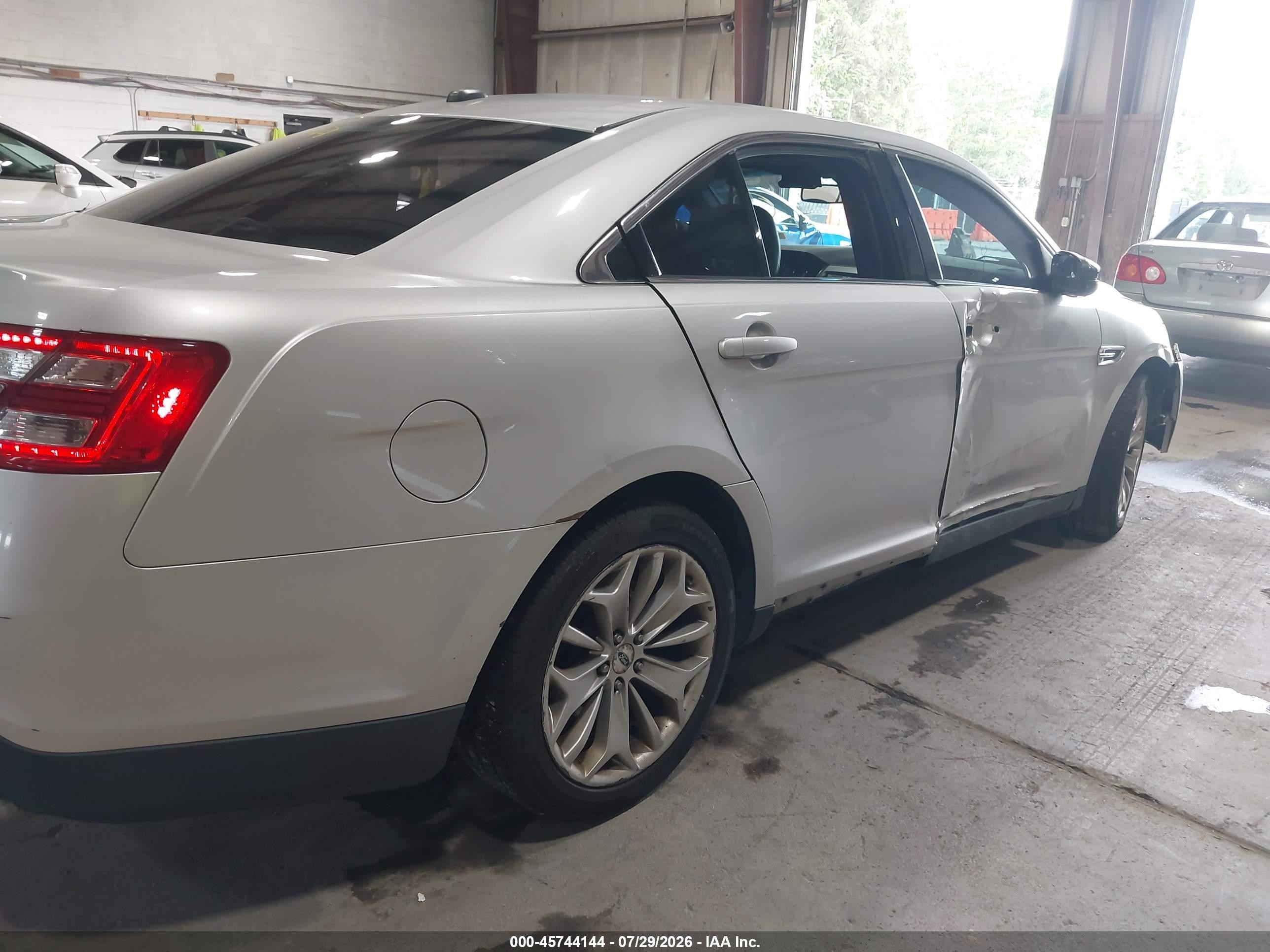 2015 Ford Taurus Limited Gray vin: 1FAHP2J83FG142282