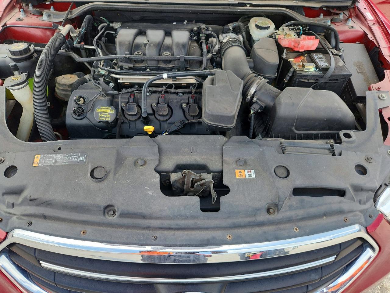 2013 Ford Taurus Limited Red vin: 1FAHP2J87DG126258