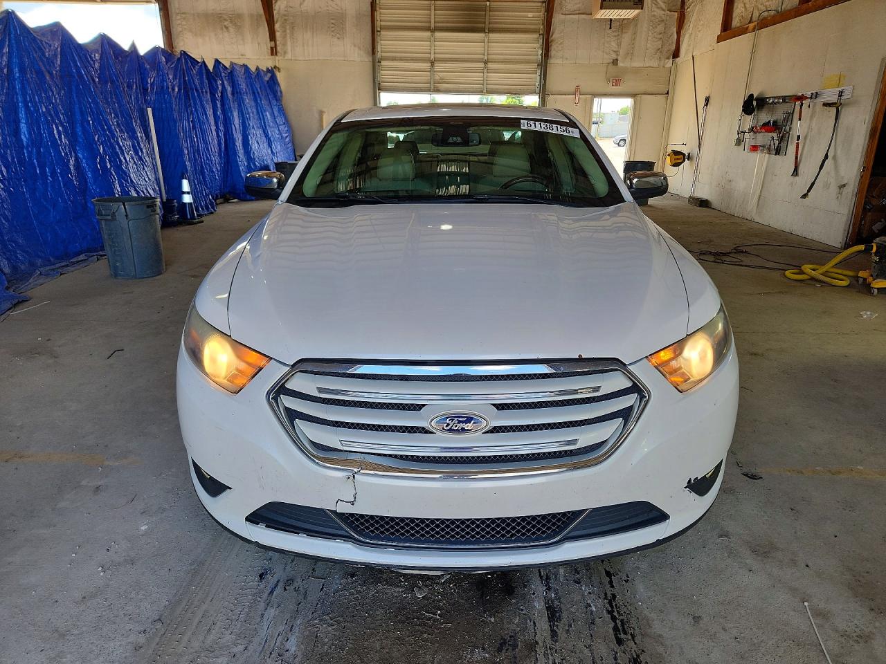 2013 Ford Taurus Limited White vin: 1FAHP2J89DG190558