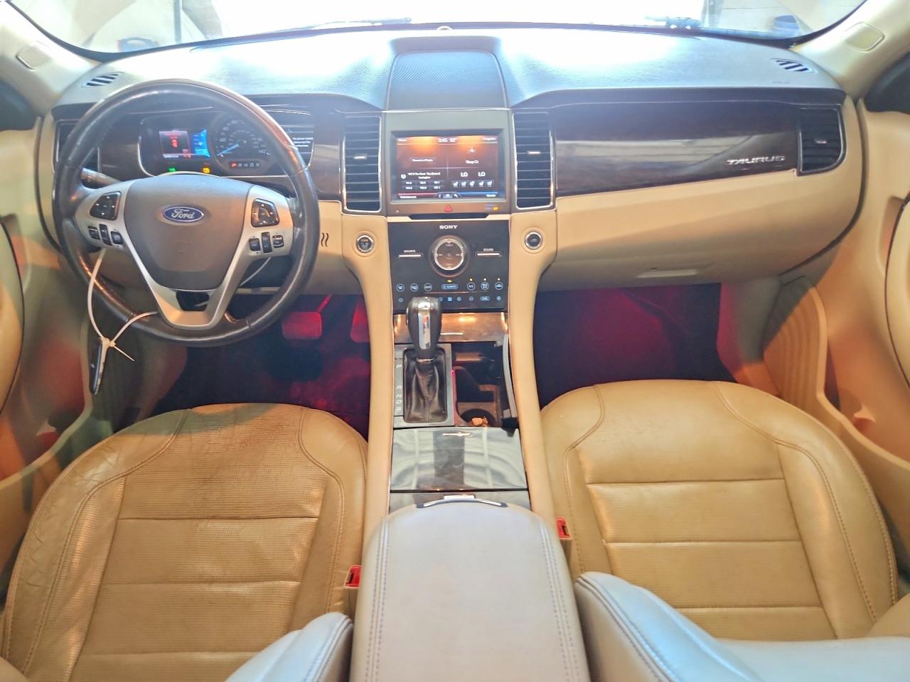 2013 Ford Taurus Limited White vin: 1FAHP2J89DG190558