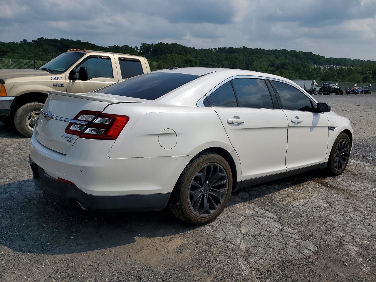 2015 Ford Taurus Limited White vin: 1FAHP2J8XFG127312